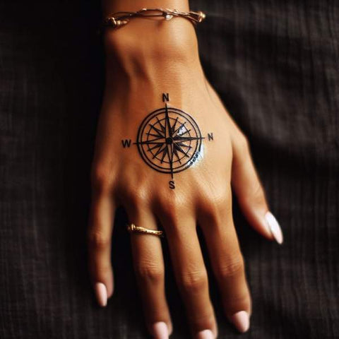 49 Timeless Hand Tattoo Ideas 49