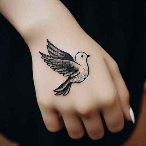 49 Timeless Hand Tattoo Ideas 42