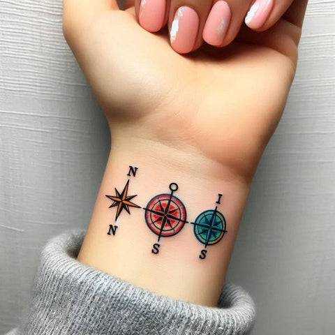 Small Compass Tattoo 2b2acc2f 2103 4630 95c6