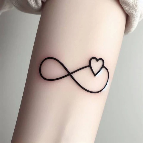 21 Enchanting Heart Tattoo Ideas 18 Notion Of Never Ending Love