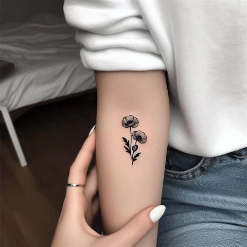 16 Pleasant Poppy Tattoo Ideas To Reveal Life’s Meaning! 1 Token Of ExclusivityDiscreet Black And White Poppy Tattoo